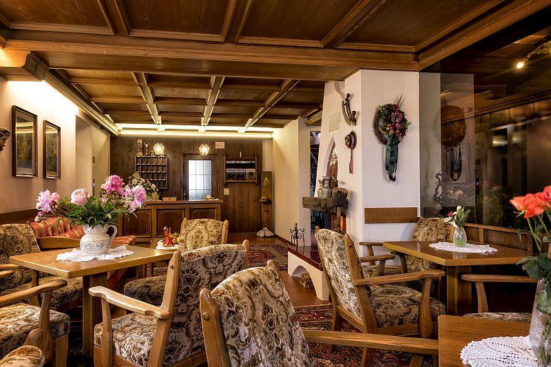 Hotel Moritz ドッビアーコ エクステリア 写真