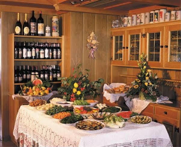 Hotel Moritz ドッビアーコ エクステリア 写真