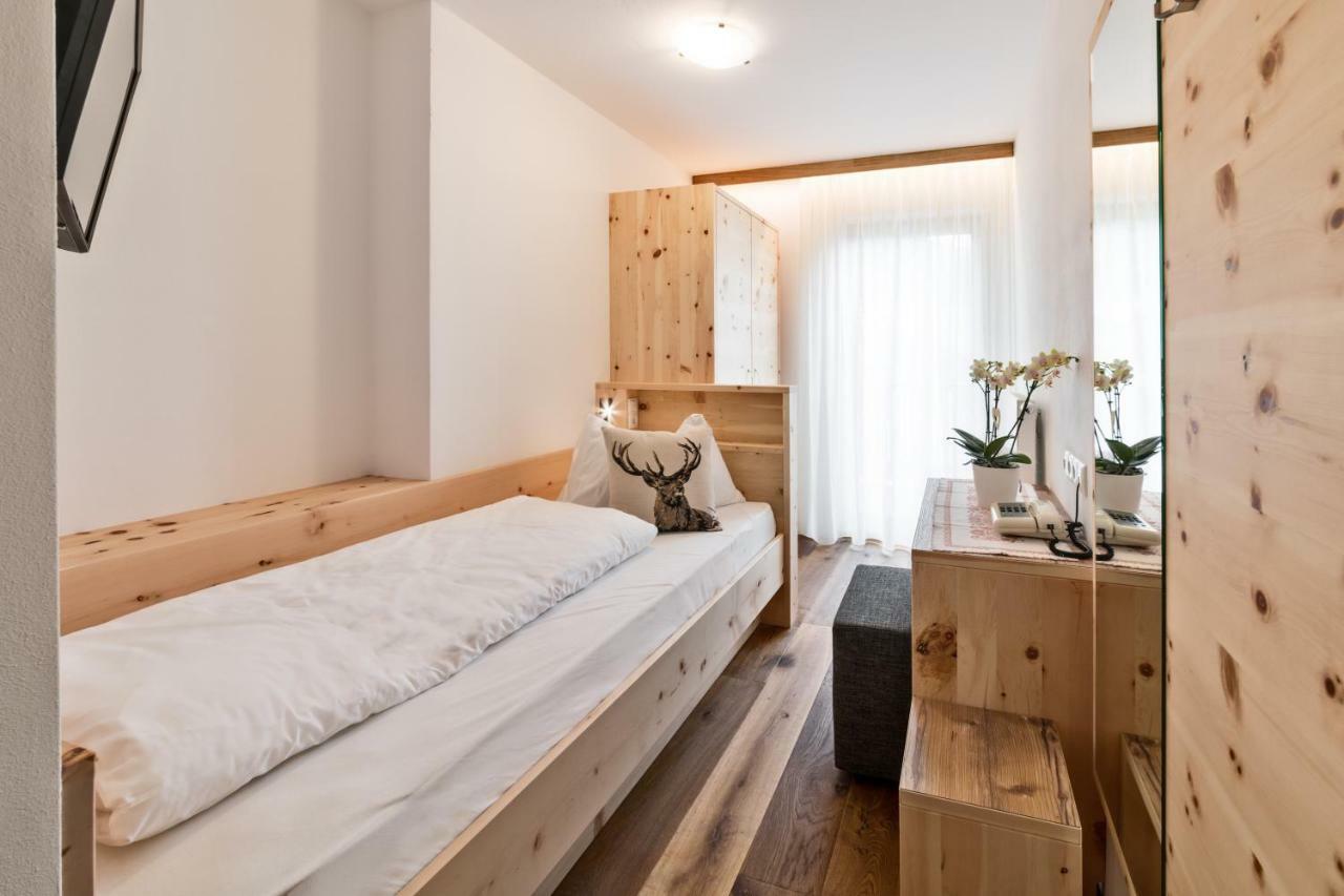 Hotel Moritz ドッビアーコ エクステリア 写真